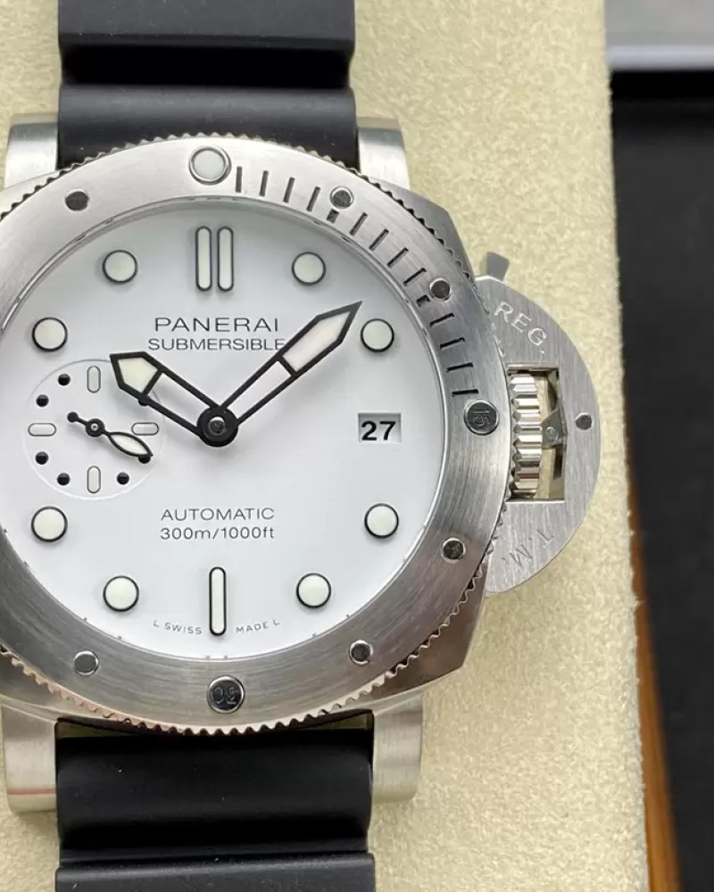 Panerai Submersible White Dial Steel Bezel On Black Rubber Strap