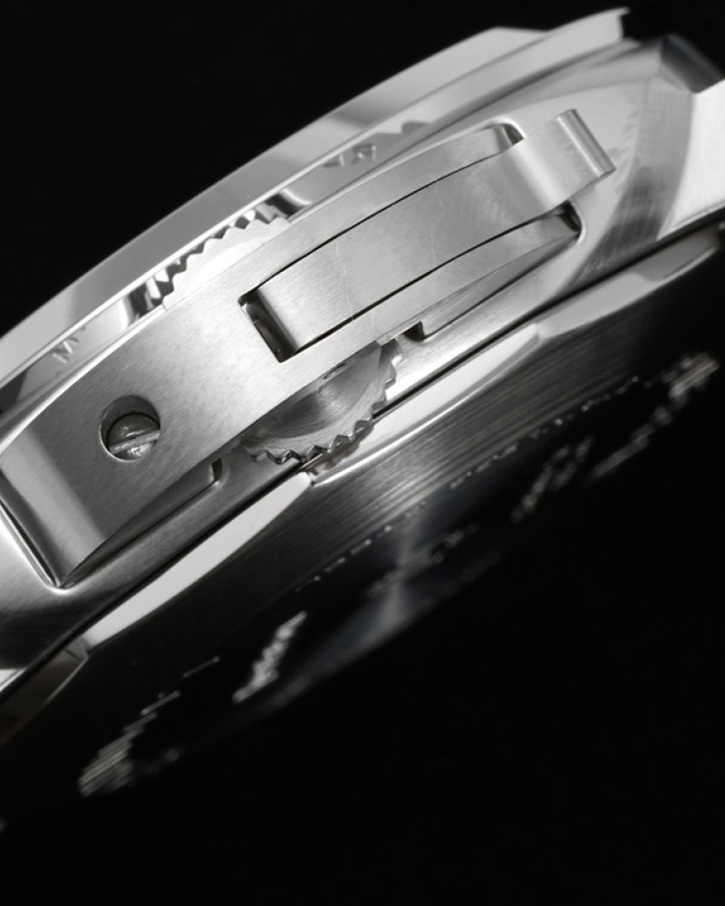 Panerai Luminor Marina White Dial Steel Case On Brown Leather Strap