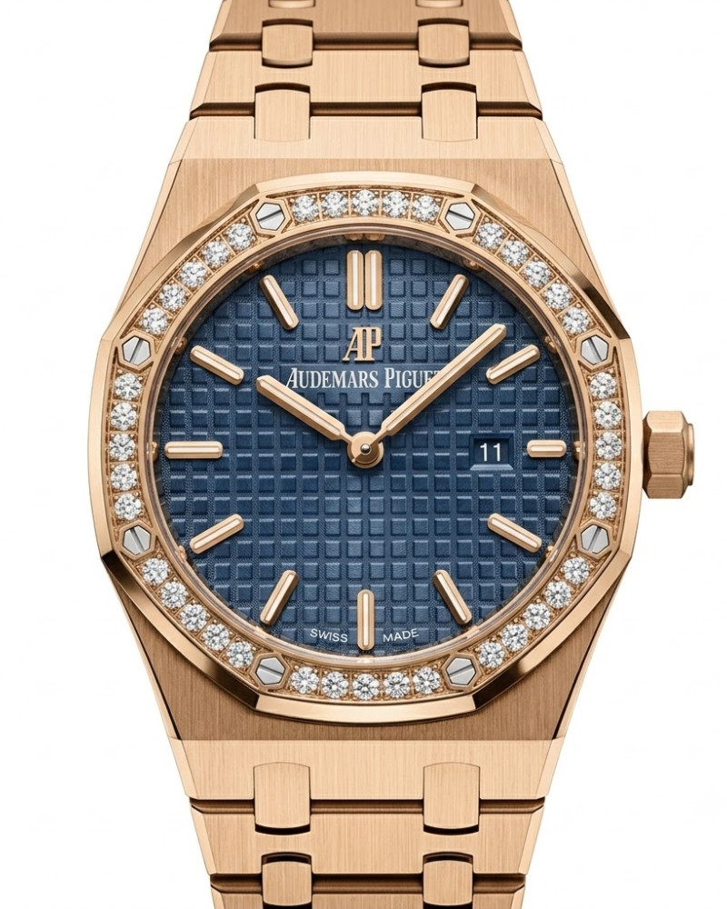 AUDEMARS PIGUET Audemars Piguet Royal Oak Rose Gold Diamond Bezel Blue Dial On Rose Gold Bracelet