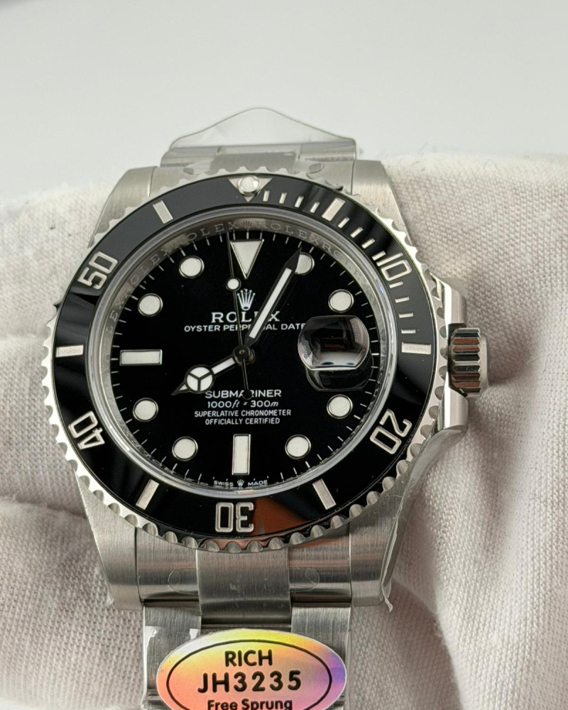 Rolex Oyster Perpetual Date Submariner Black Dial Black Ceramic Bezel