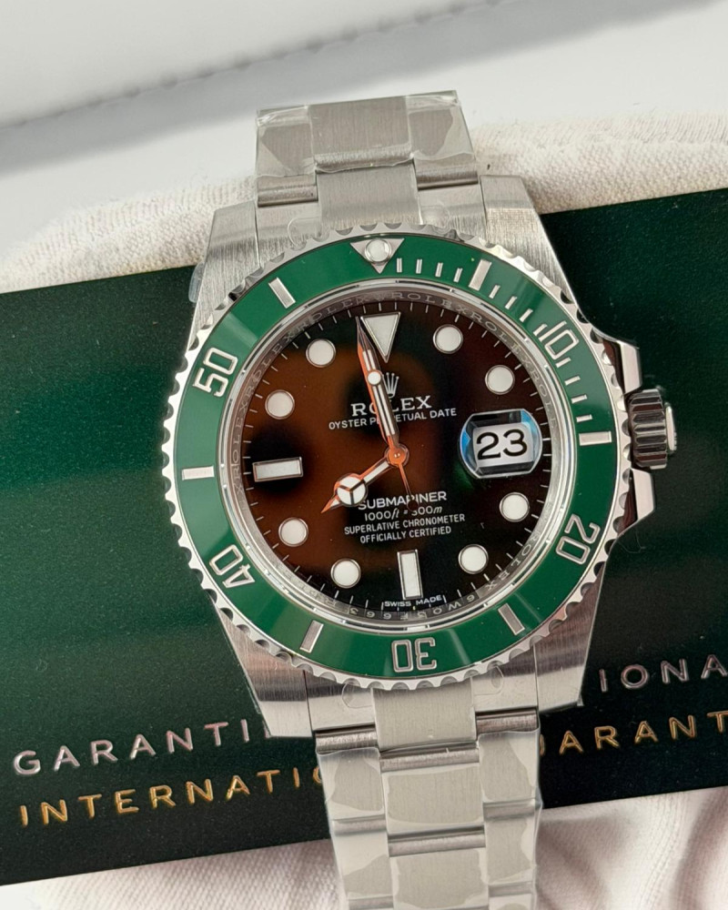 Rolex Oyster Perpetual Date Submariner Black Dial Green Ceramic Bezel