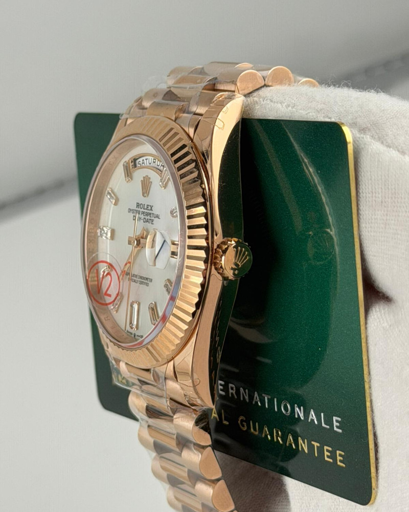 Rolex Day-Date 40 Mother Of Pearl Diamond Dial On Rose Gold President Bracelet
