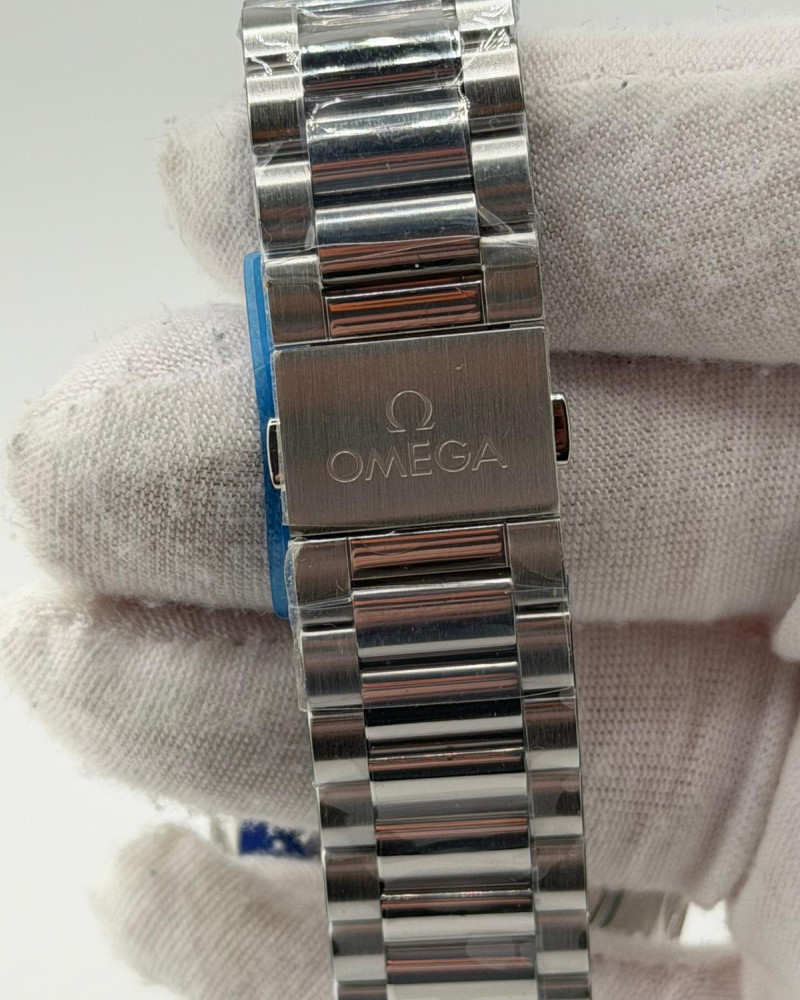 Omega Railmaster Black Dial On Steel Bracelet