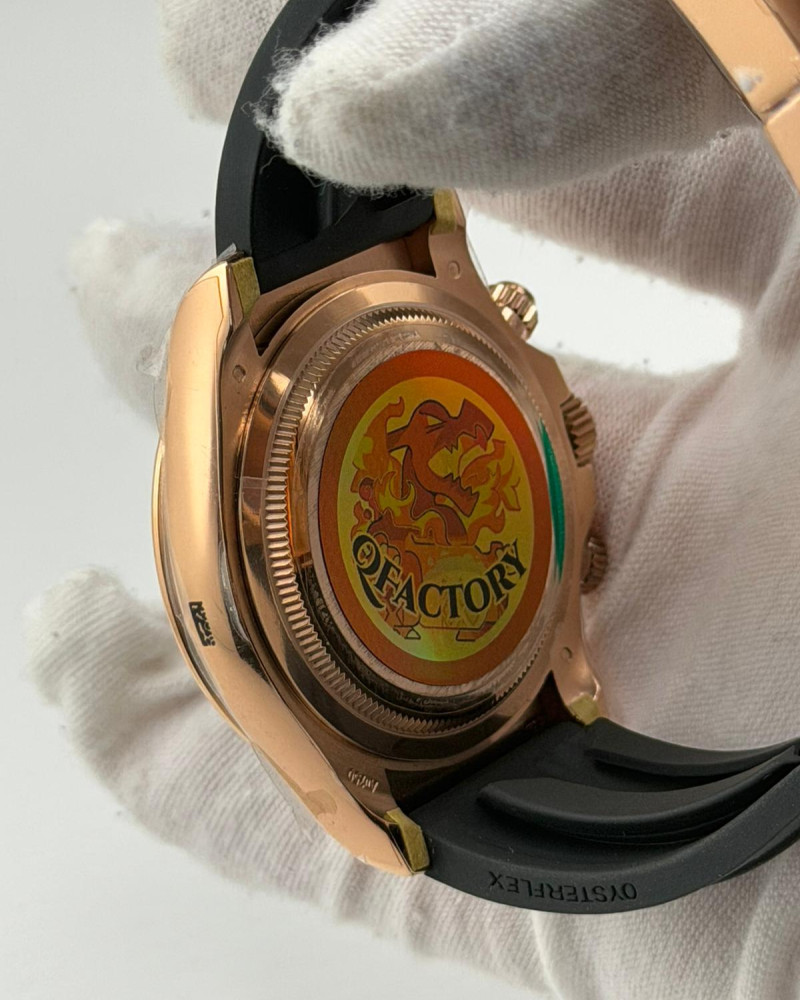Rolex Daytona Meteorite Dial On Rose Gold Oysterflex Strap