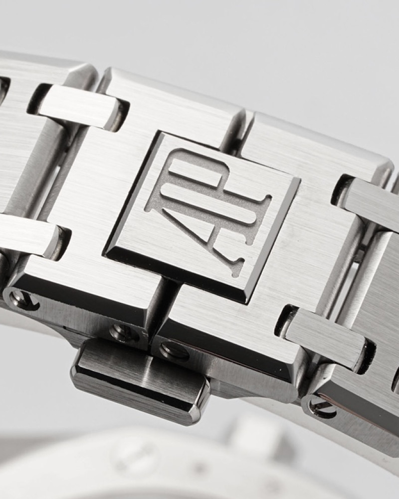 Audemars Piguet Royal Oak Jumbo Green Dial Steel Bezel On Steel Bracelet