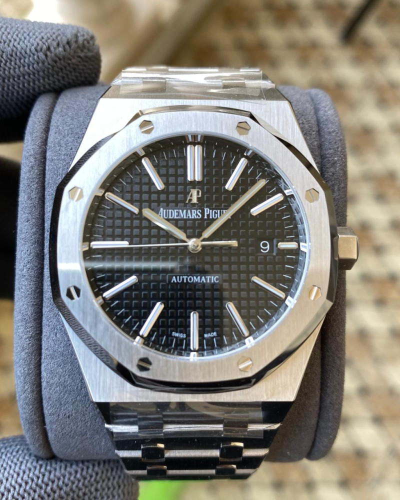 Audemars Piguet Royal Oak Black Dial Steel Bezel On Steel Bracelet