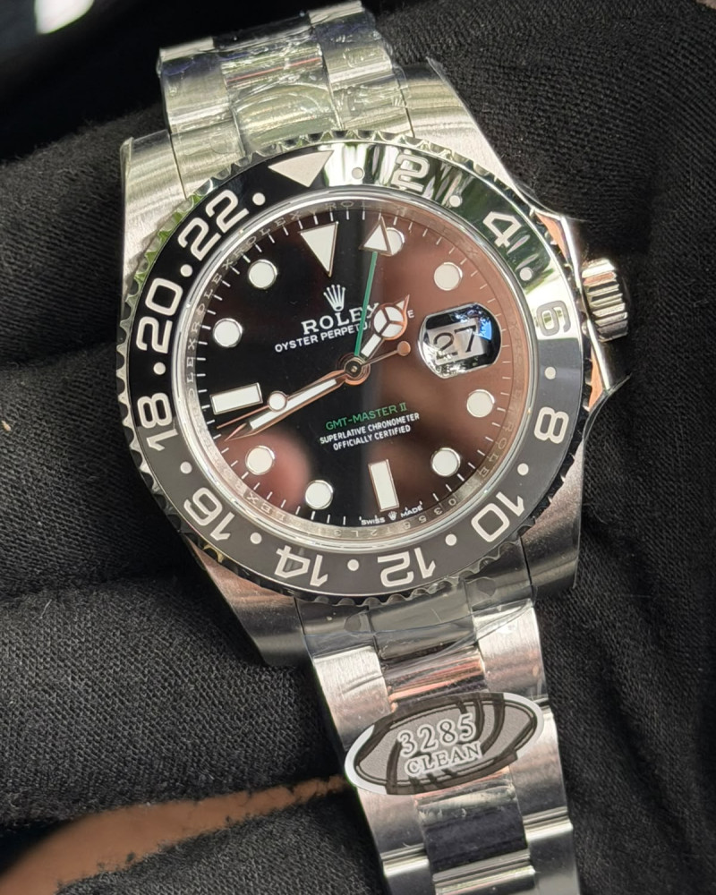 Rolex Oyster Perpetual Date GMT-Master II Black Dial Black Ceramic Bezel On Oyster Bracelet